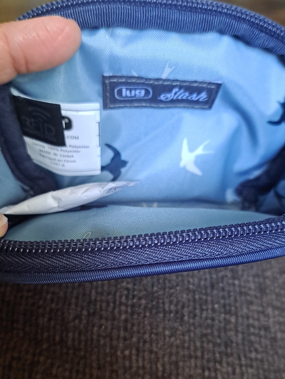 lug Stash Quilted Navy Blue Pouch - Picture 3 of 3